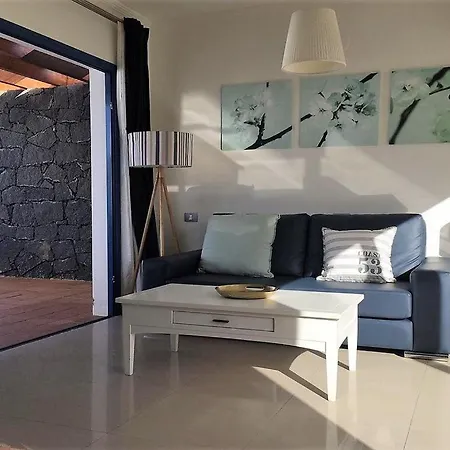 Miramar B1 Heated Pool Wifi Perfect For Families And Couples Alike Villa